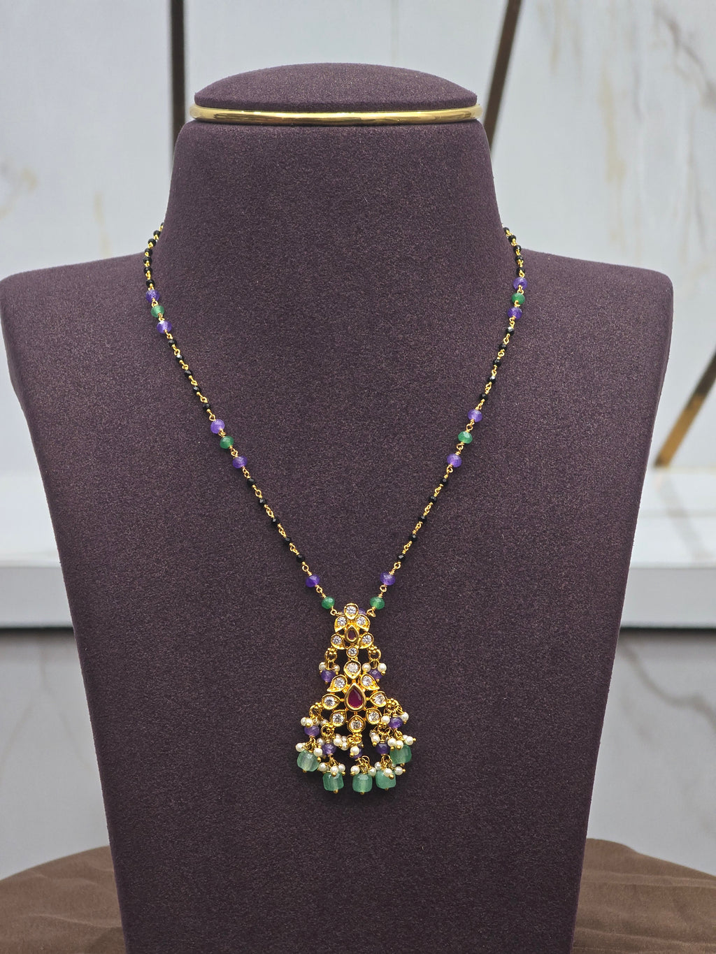 Black beads chain