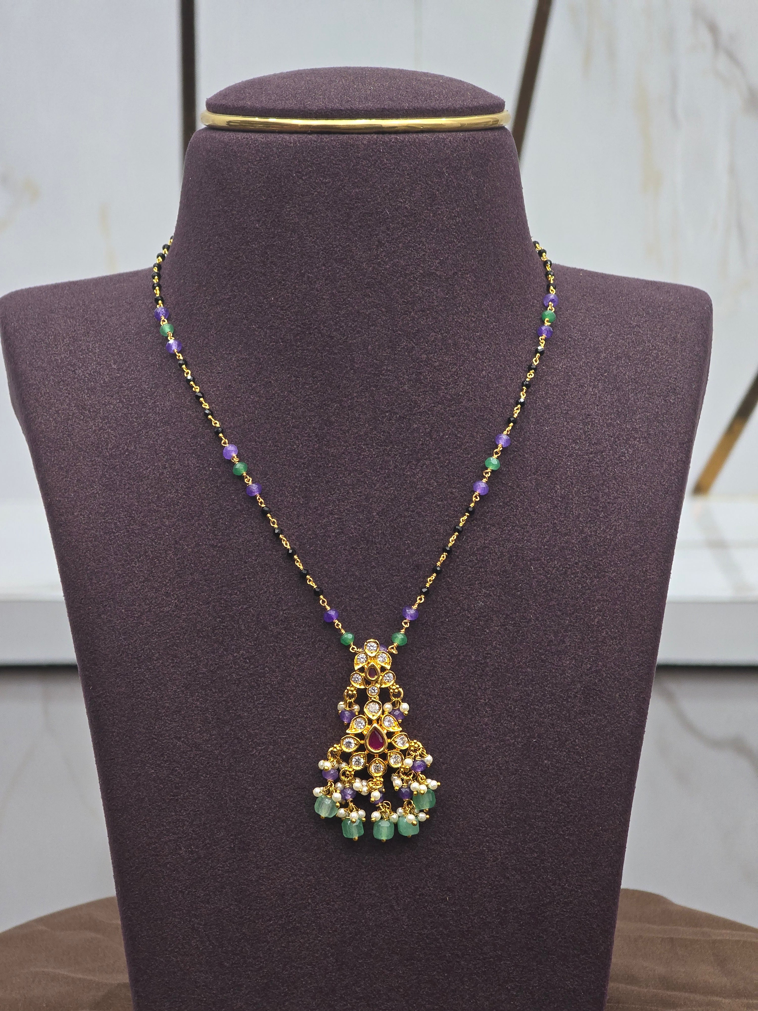 Black beads chain